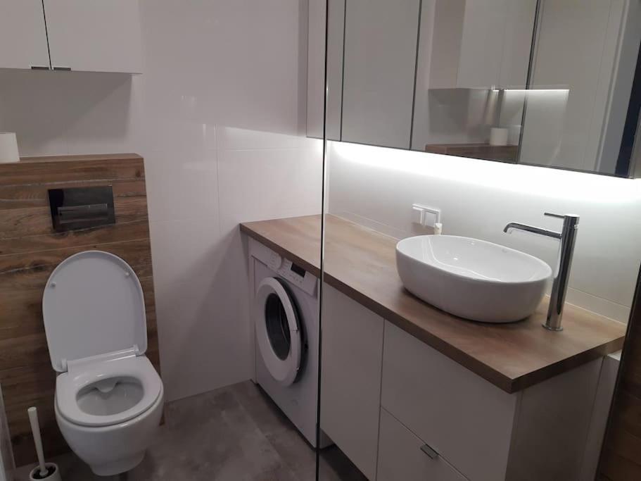 New Apartment Wolynska - Przestronny, Z Widokiem, Czysto, Parking, Balkon 热舒夫 外观 照片