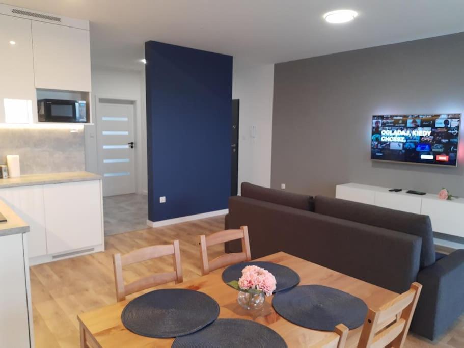 New Apartment Wolynska - Przestronny, Z Widokiem, Czysto, Parking, Balkon 热舒夫 外观 照片